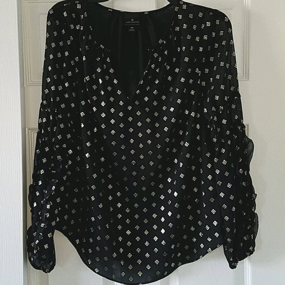 Gold detailed dressy blouse